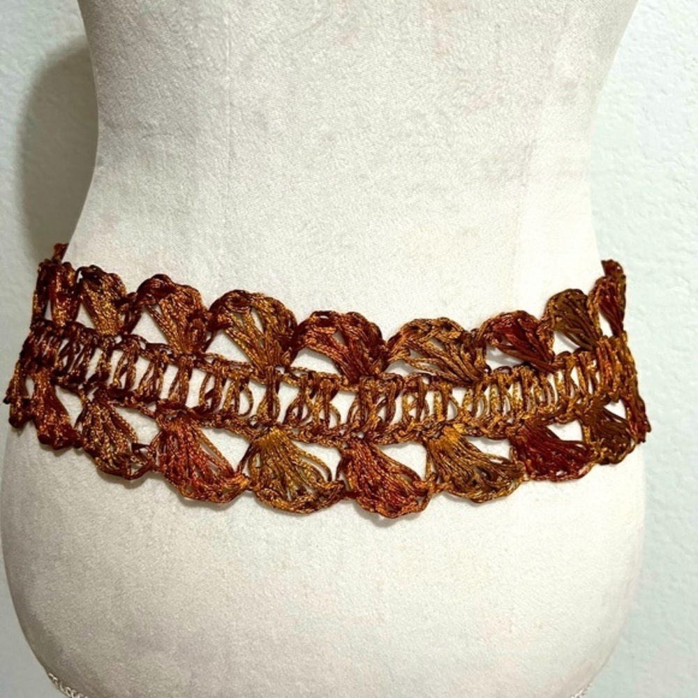 Vintage Artisan Hand Crafted Copper Wire Macramé Weaved Belt - Picture 6 of 16